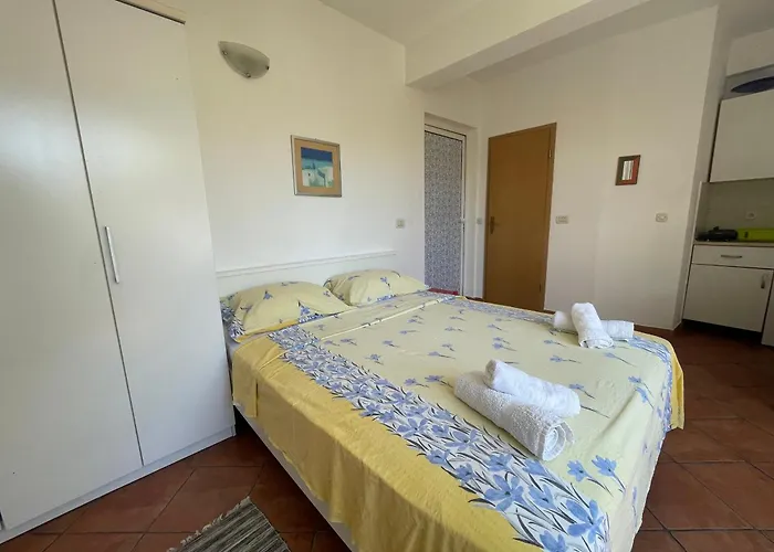 Vera * Makarska